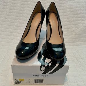 NINE WEST PATENT LEATHER HEELS